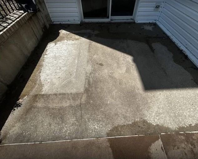 Concrete patio before cleaning